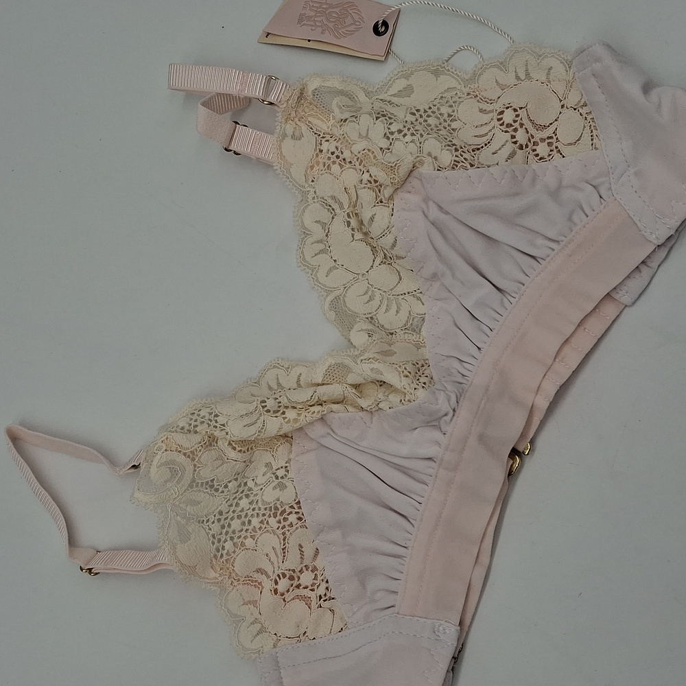 Free People We Are HAH Ladies Lounge Lace Trim Soft Cup Bralette Blanc White